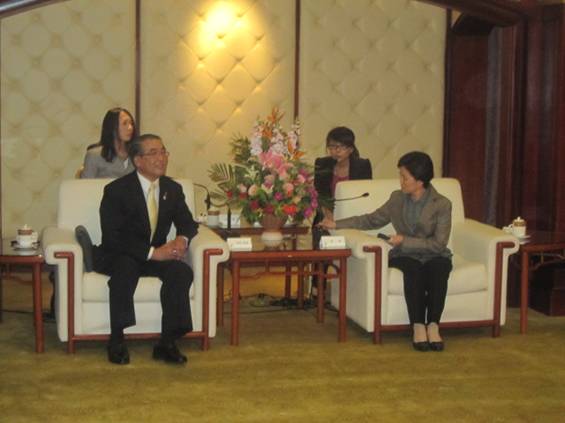 中村知事与福建省副省长陈桦举行会谈